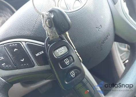 2016 Hyundai Elantra Se from USA, damaged, VIN 5NPDH4AE3GH707795